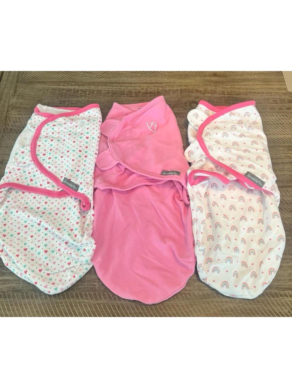 SwaddleMe Baby Girl Swaddle Blankets Size Small/Medium - pink, rainbow, heart